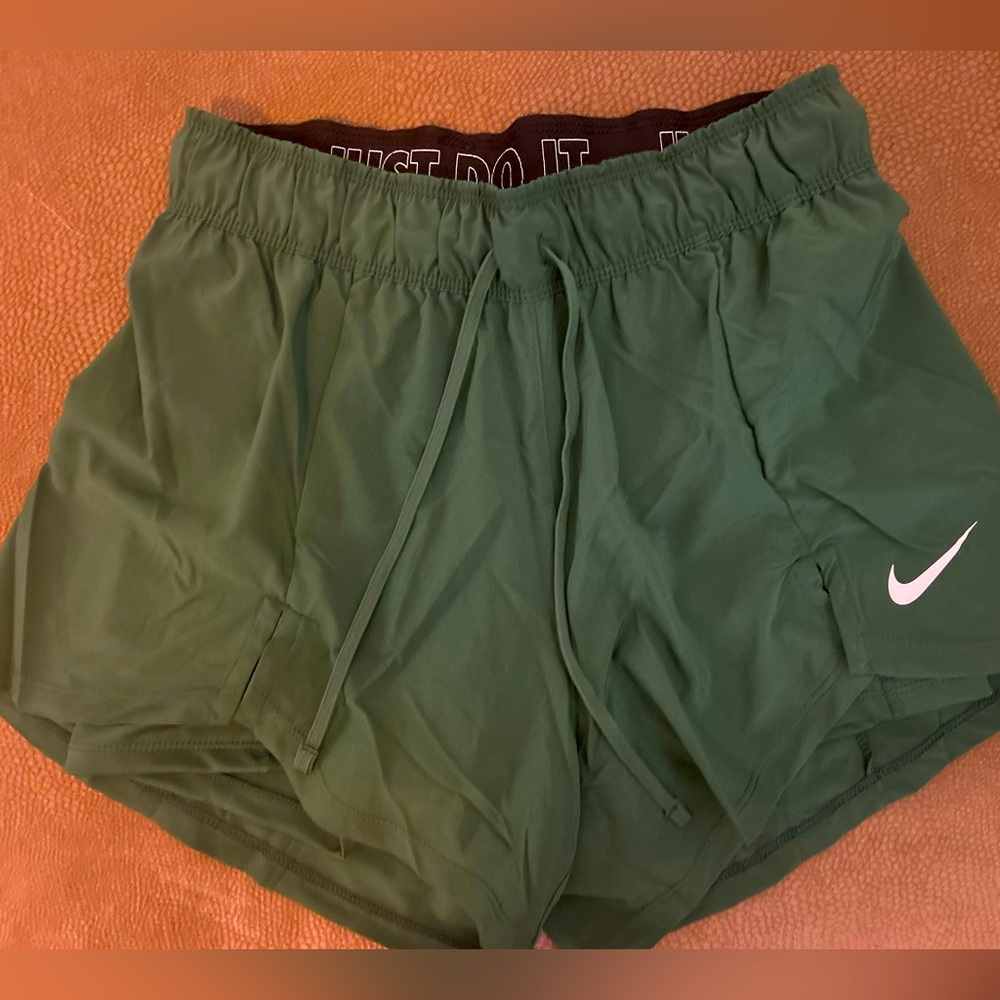 Nike PRO Shorts NWT